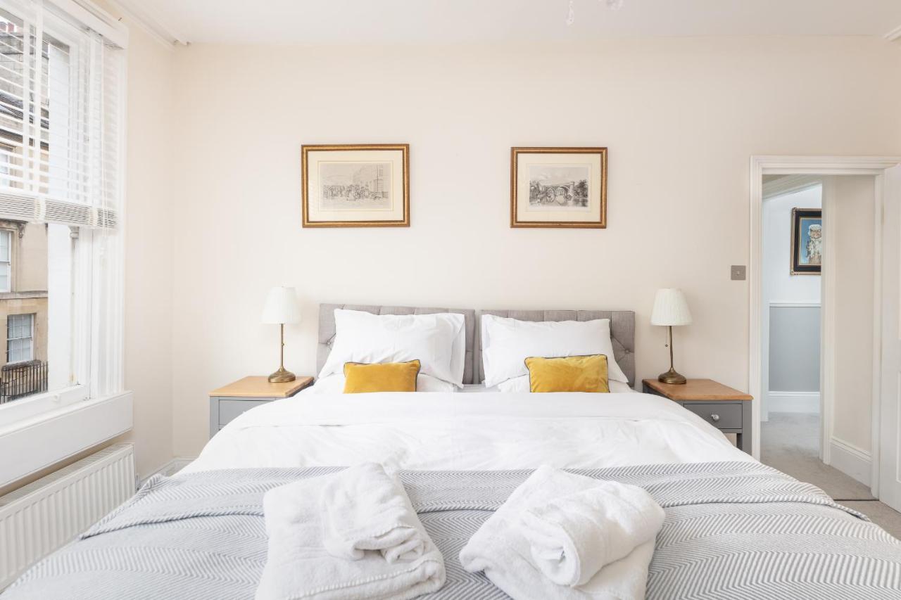 5 Bedroom Magnificent Georgian Townhouse- City Centre Bath Zewnętrze zdjęcie